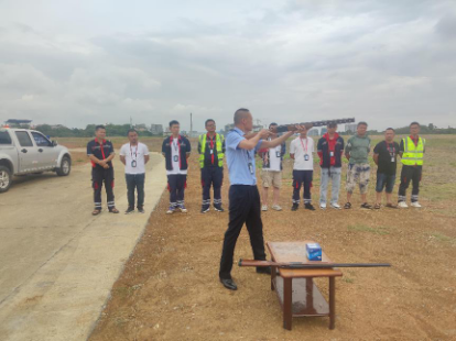 1663581209341155.png 飛行區(qū)管理部開展驅(qū)鳥槍支使用管理培訓(xùn).png