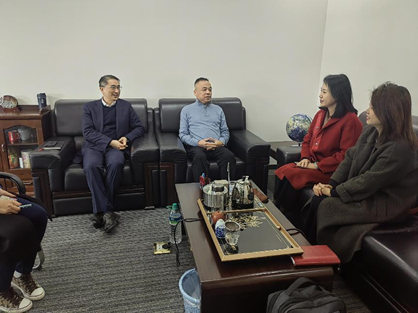 1677903751426358.png 梅萍總監(jiān)拜訪江西航空.png